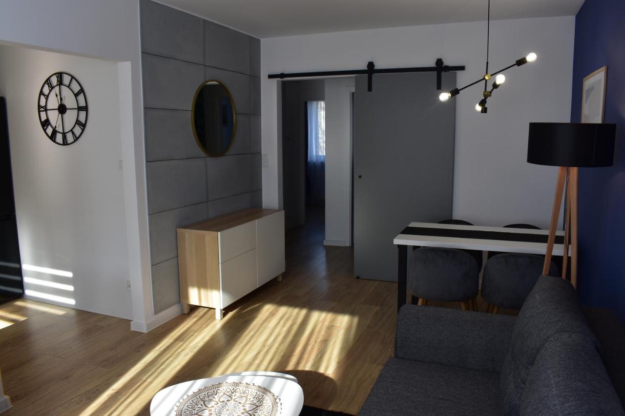 Apartament W Centrum Przy Parku Na Wyspie Schneidemühl Exterior foto